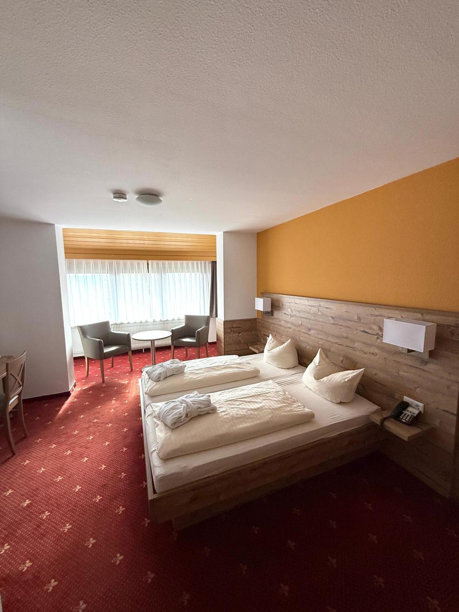 Hotel Traube Loßburg Екстериор снимка